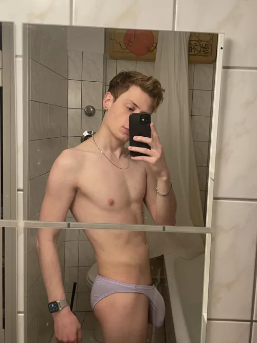 Bulge from the side, nothing you can hide.