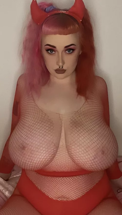 can i make you horny? 😈❤️ [image]