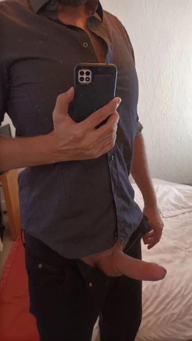 Come get a mouthful of thick dick?