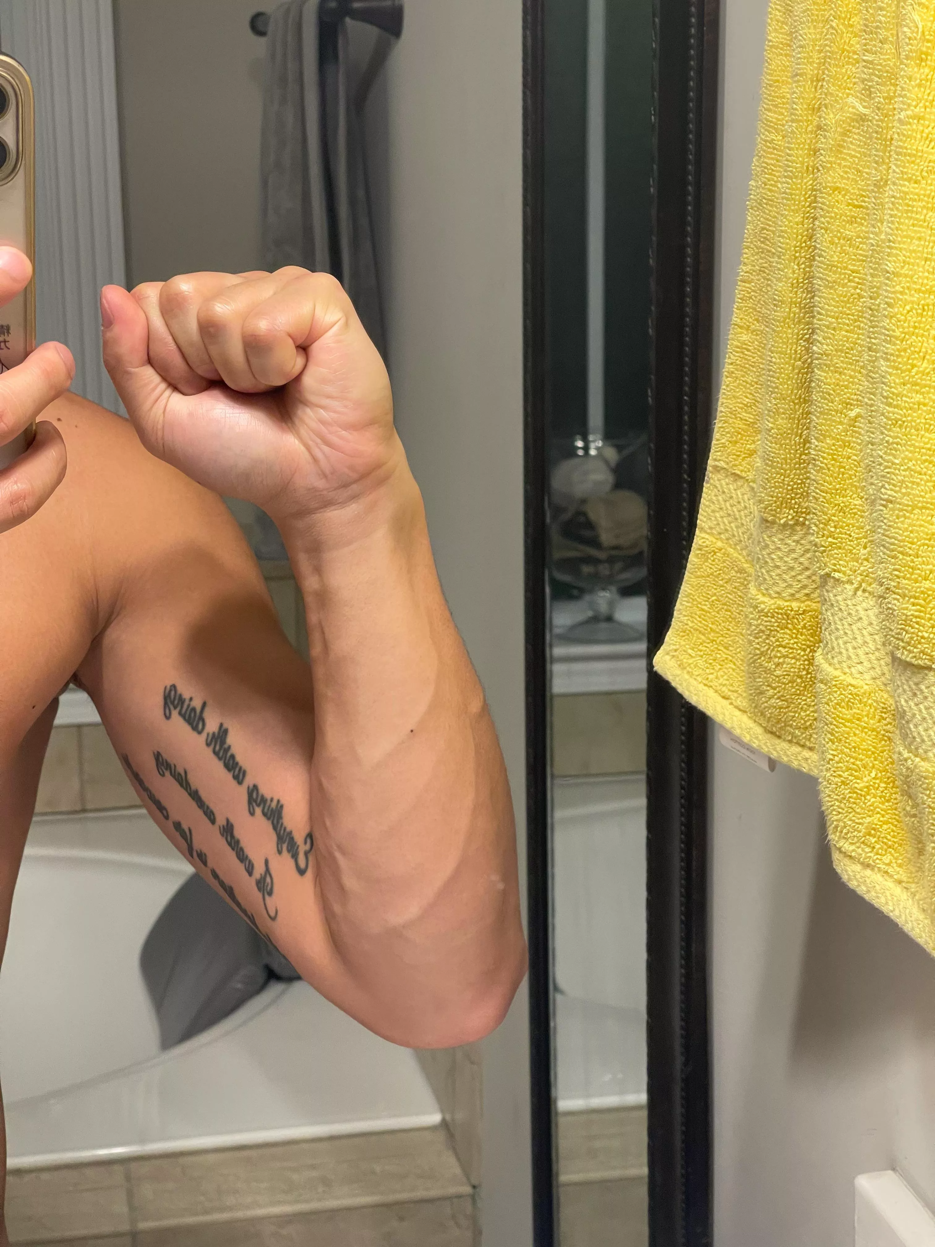 Did legs today and still got a forearm pump lol