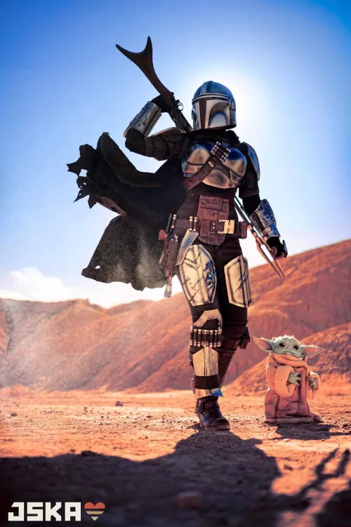 FB Manod copslay pic