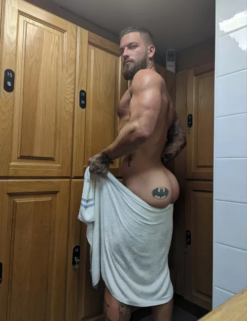 Feeling juicy like a peach. Who hasn't had their 5 a day yet?