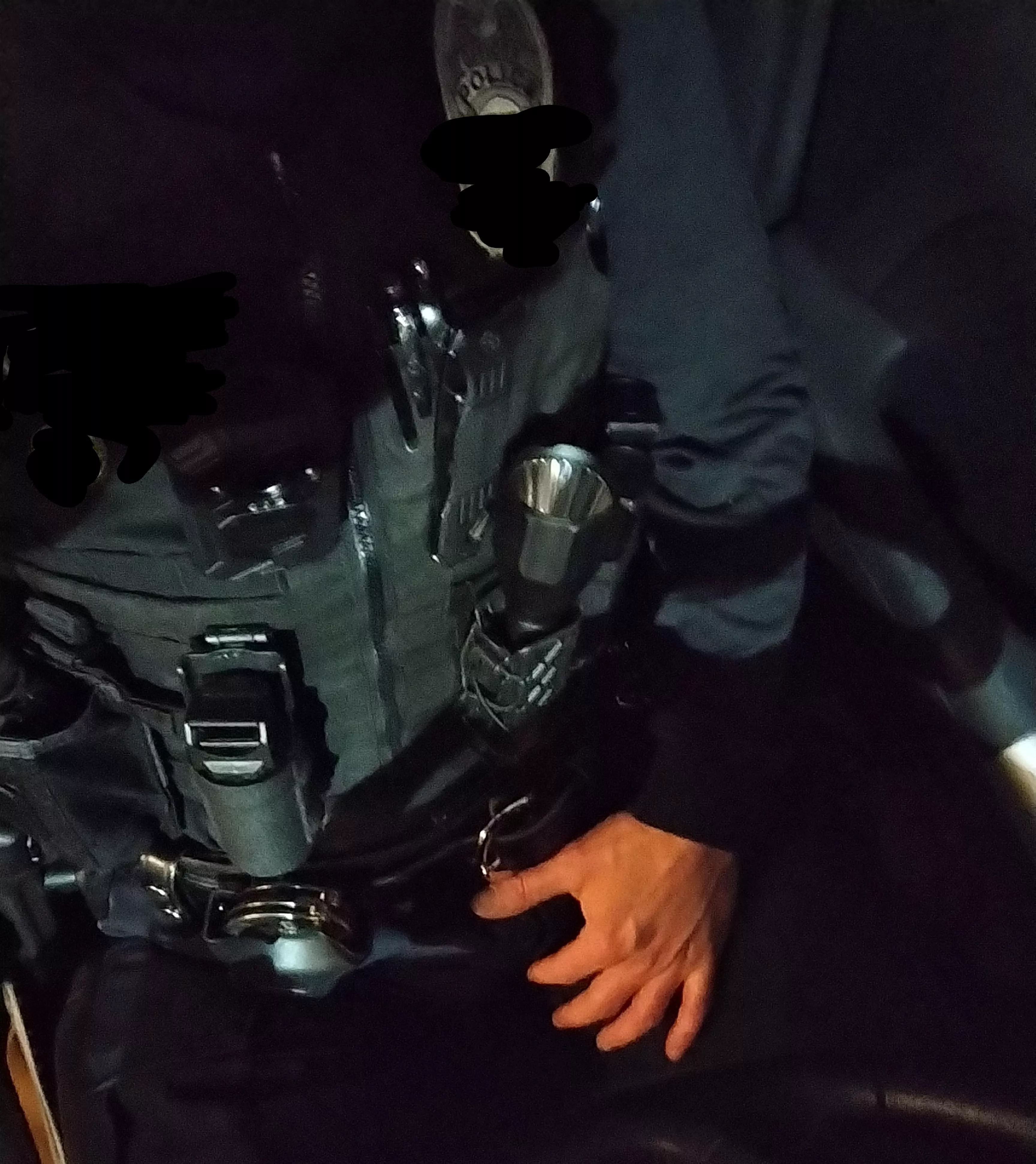 Fellow LEOs let's chat..shoot me a message