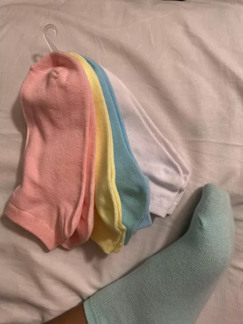 Get some stinky ankle socks while they last <3