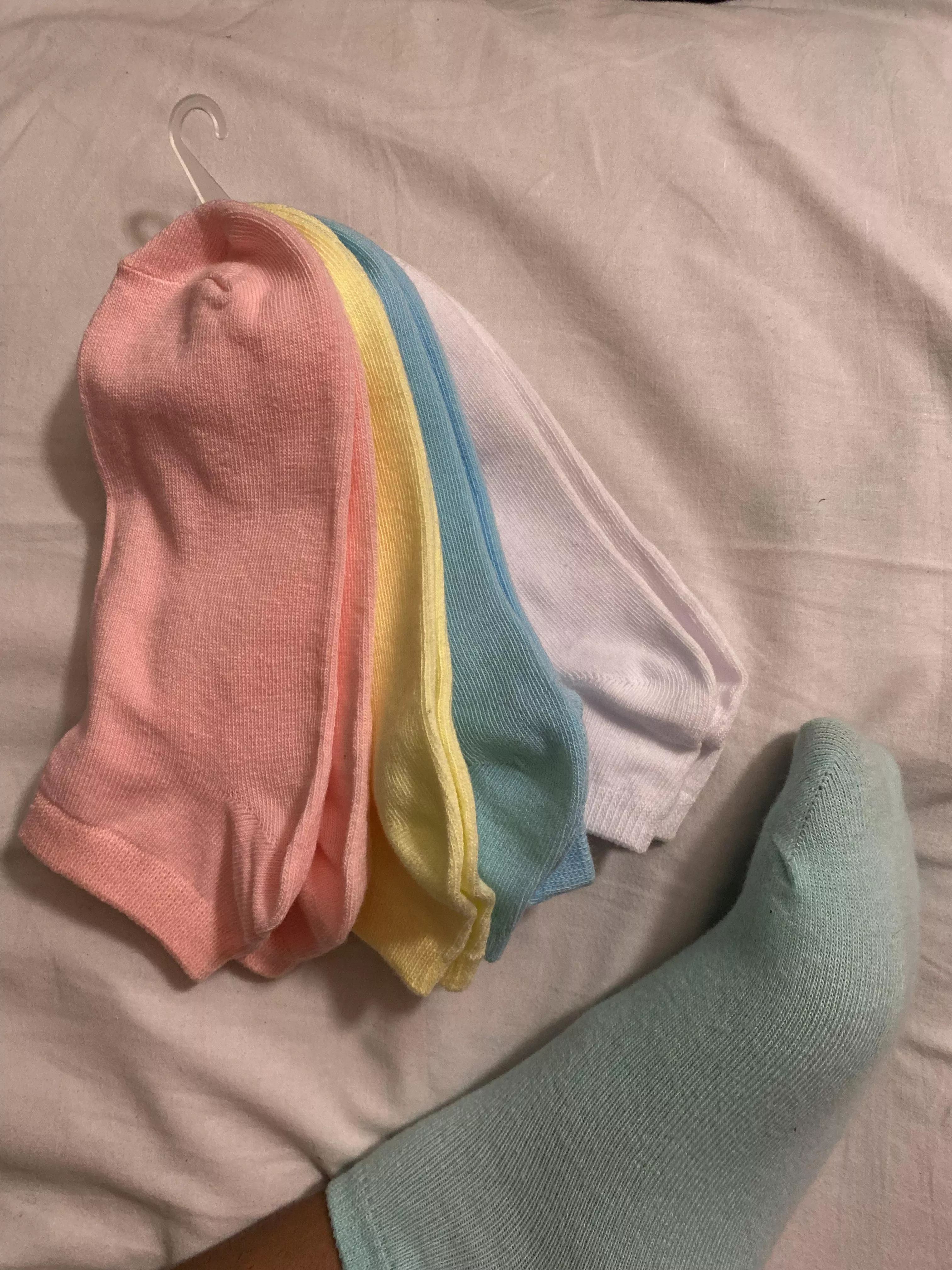 Get some stinky ankle socks while they last <3