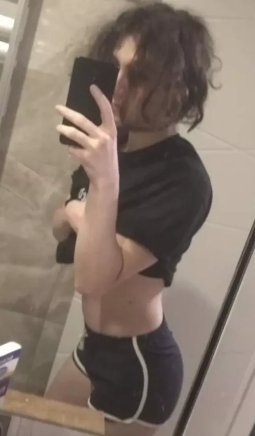 give me attentionsss 🥺