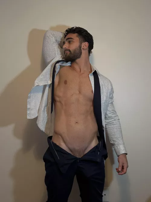 Gotta stretch after a hard work week 😈😜