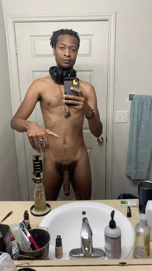 Happy Saturday! Starting mine with some Bordello