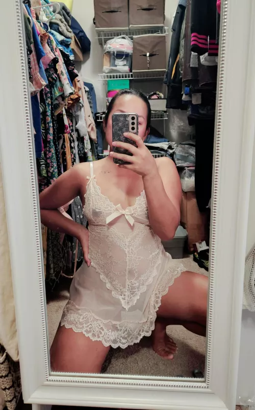 he babe, I'm milf. what would you do to me?