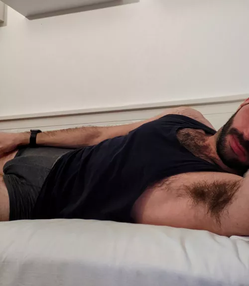 Hi everyone! First post here, what do you think?