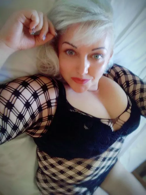 I need an older man to satisfy me