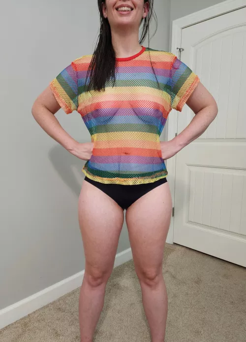 I think my new top might belong here