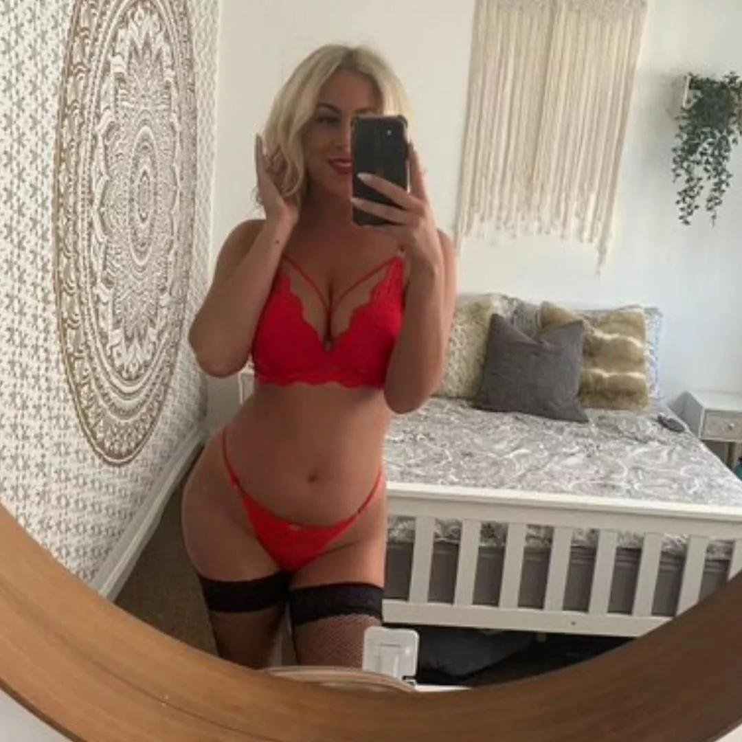 I want to forget my name while I’m busy moaning yours. 😋😍🥰