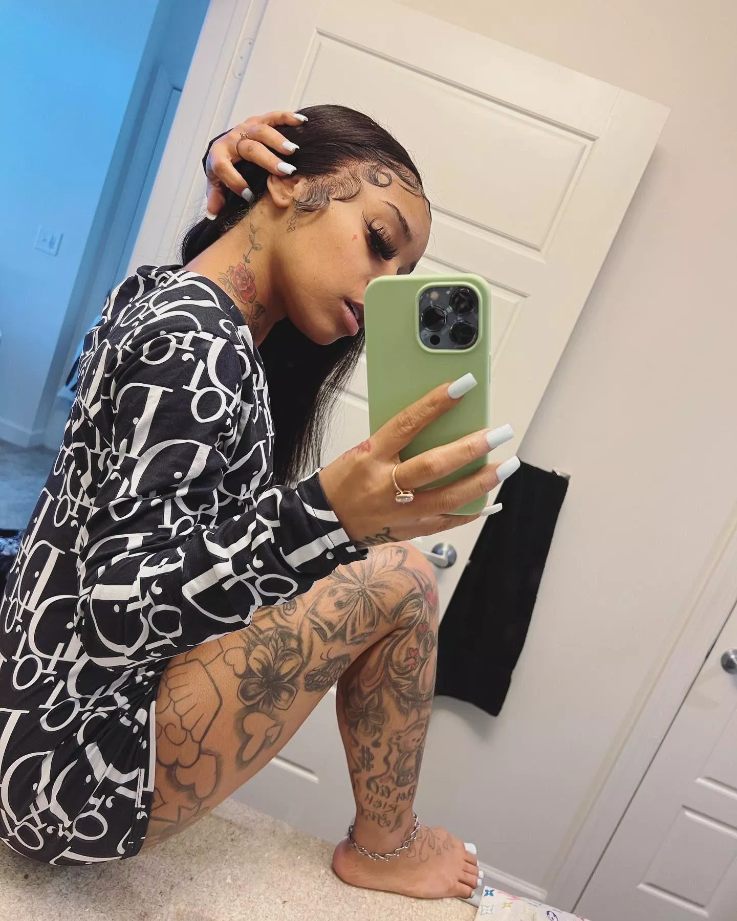 I’m available for hookup FaceTime Dropbox dm now