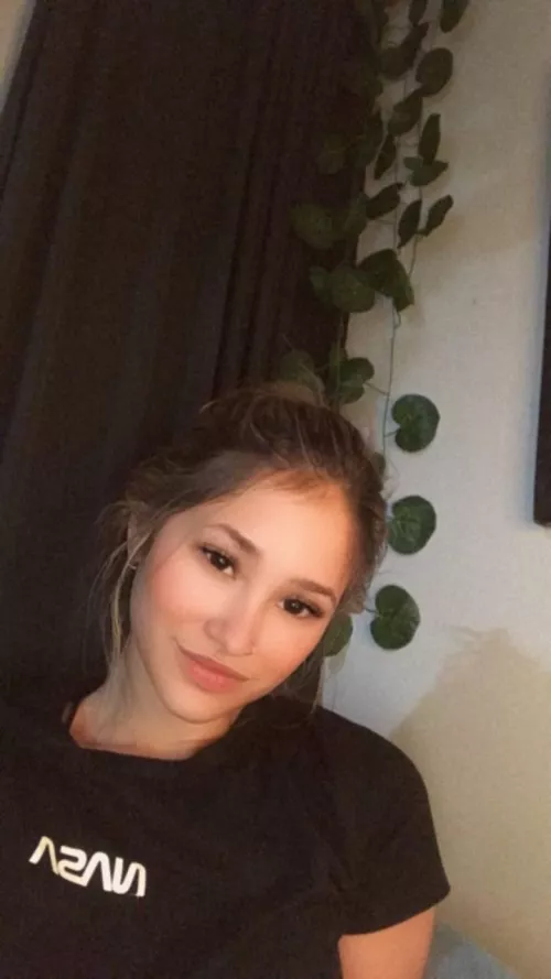 In the mood for some Netflix & Chill, who's down? :)