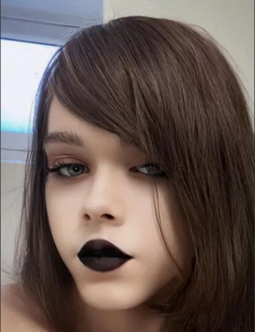 Just a goth boy trying to look cute🖤