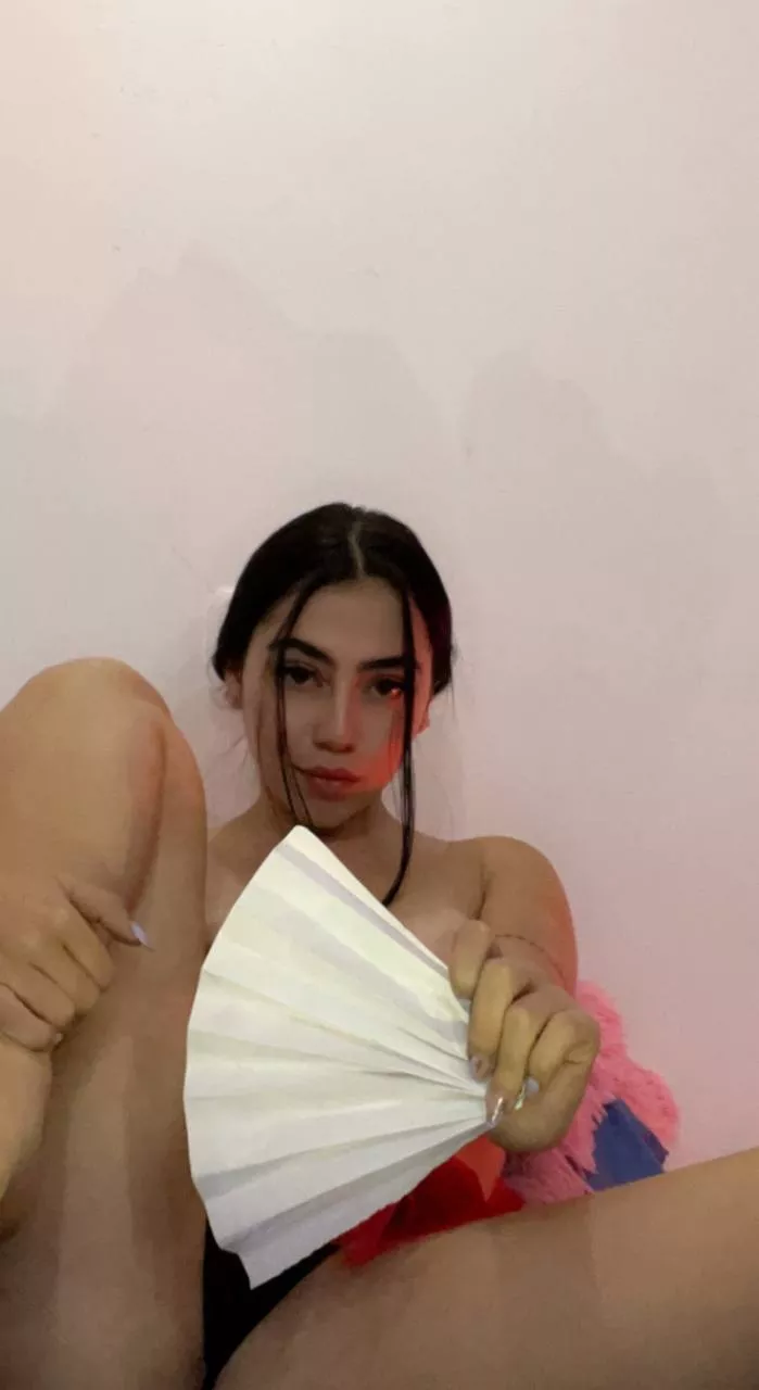 Let me be your fuck girl