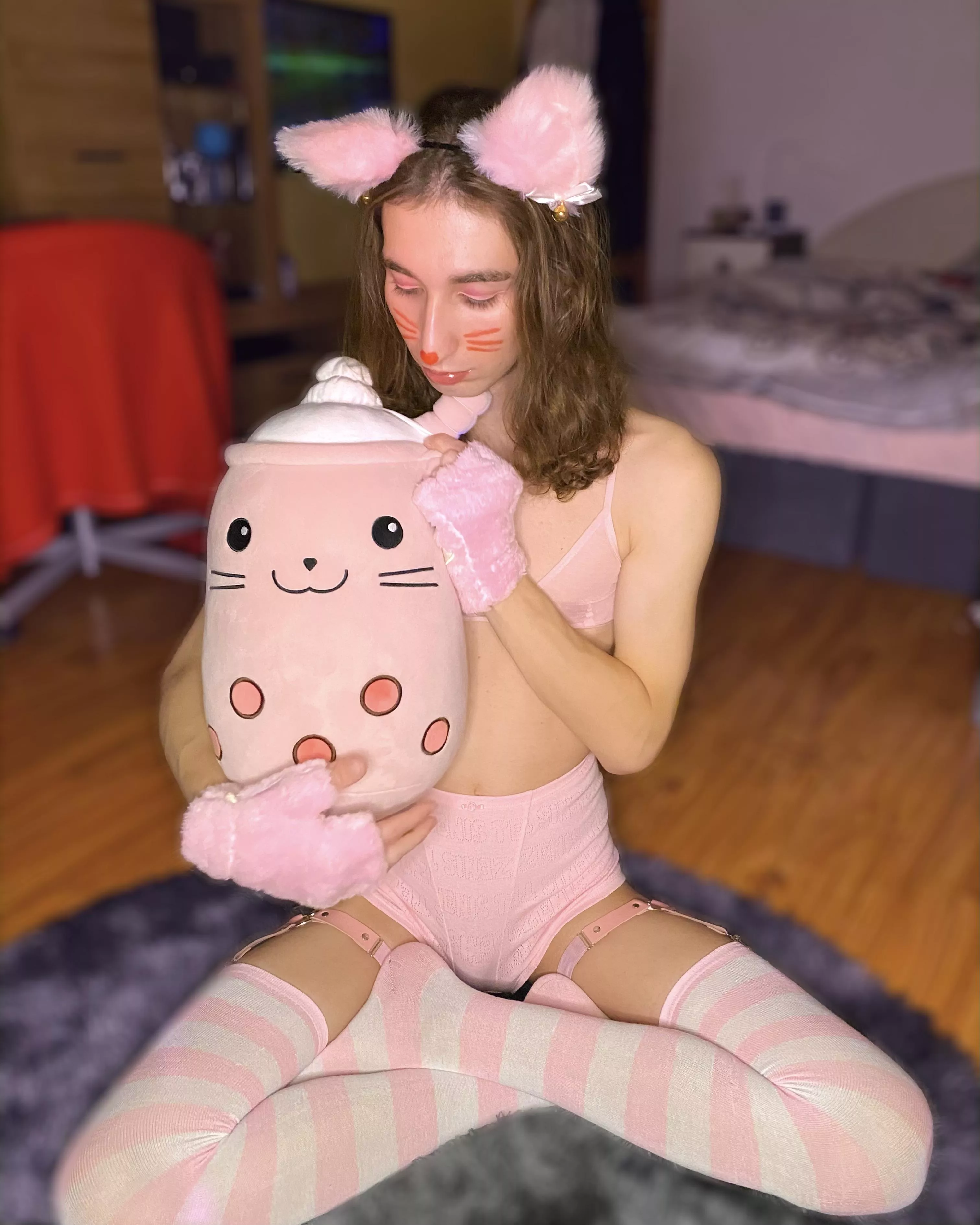 Meow sad kitty needs cuddles