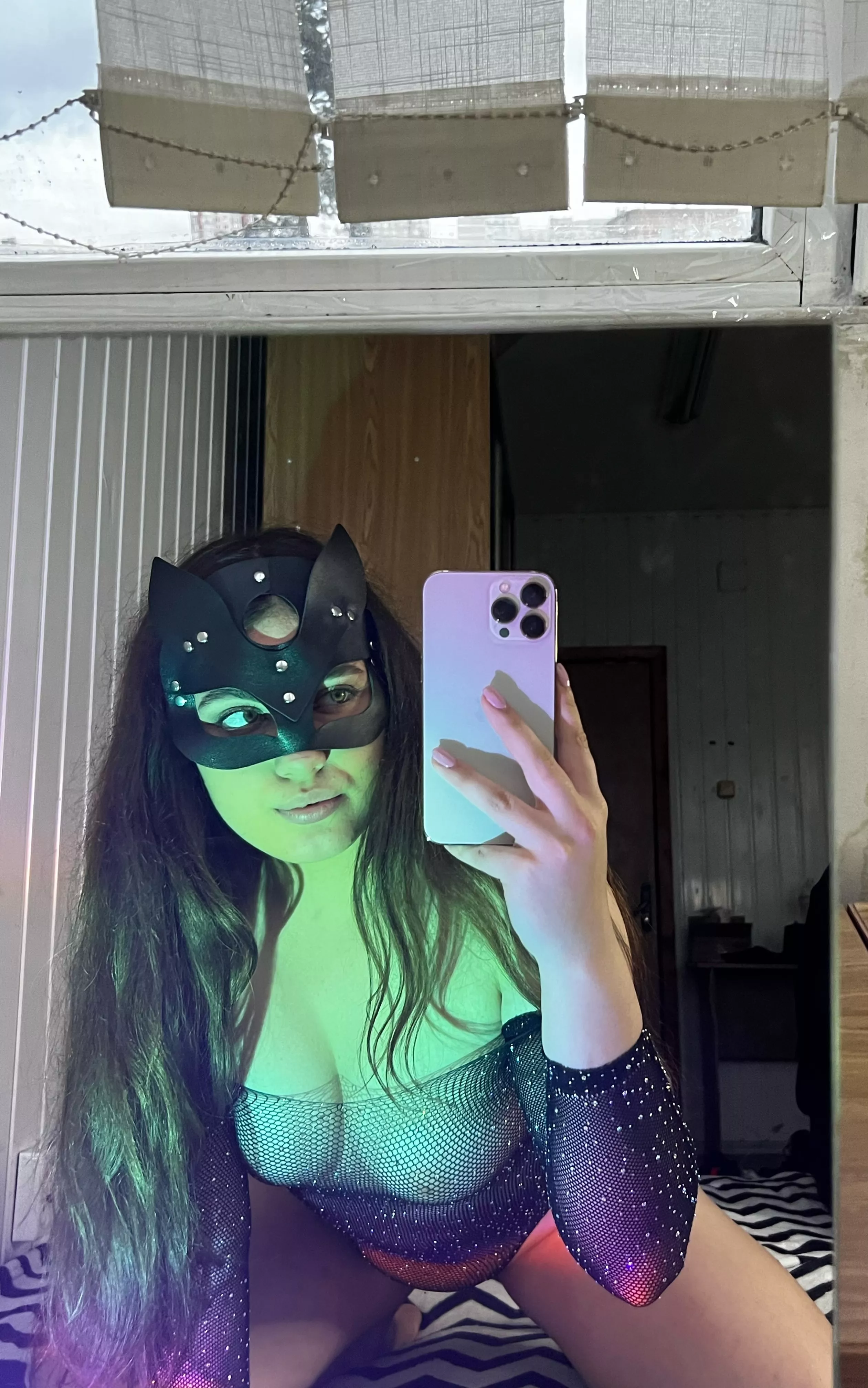 My nipples are so hard… need someone to play with them 👀