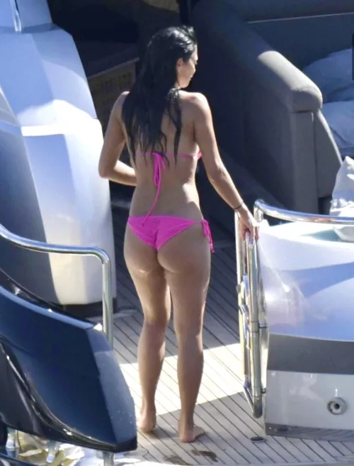 Nicole Scherzinger ass eating pink bikini bottoms