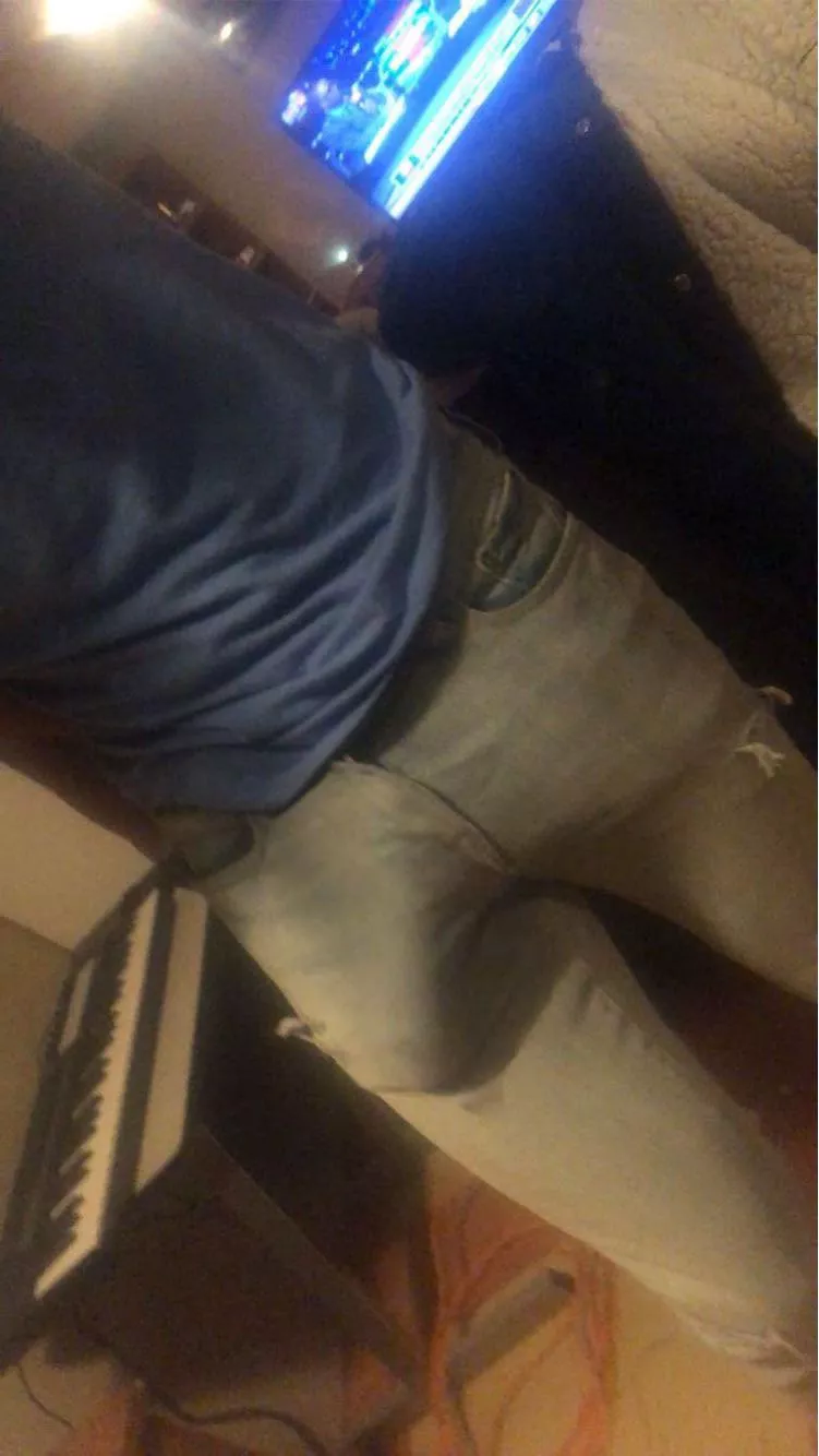 No skinny jeans allowed for me :(