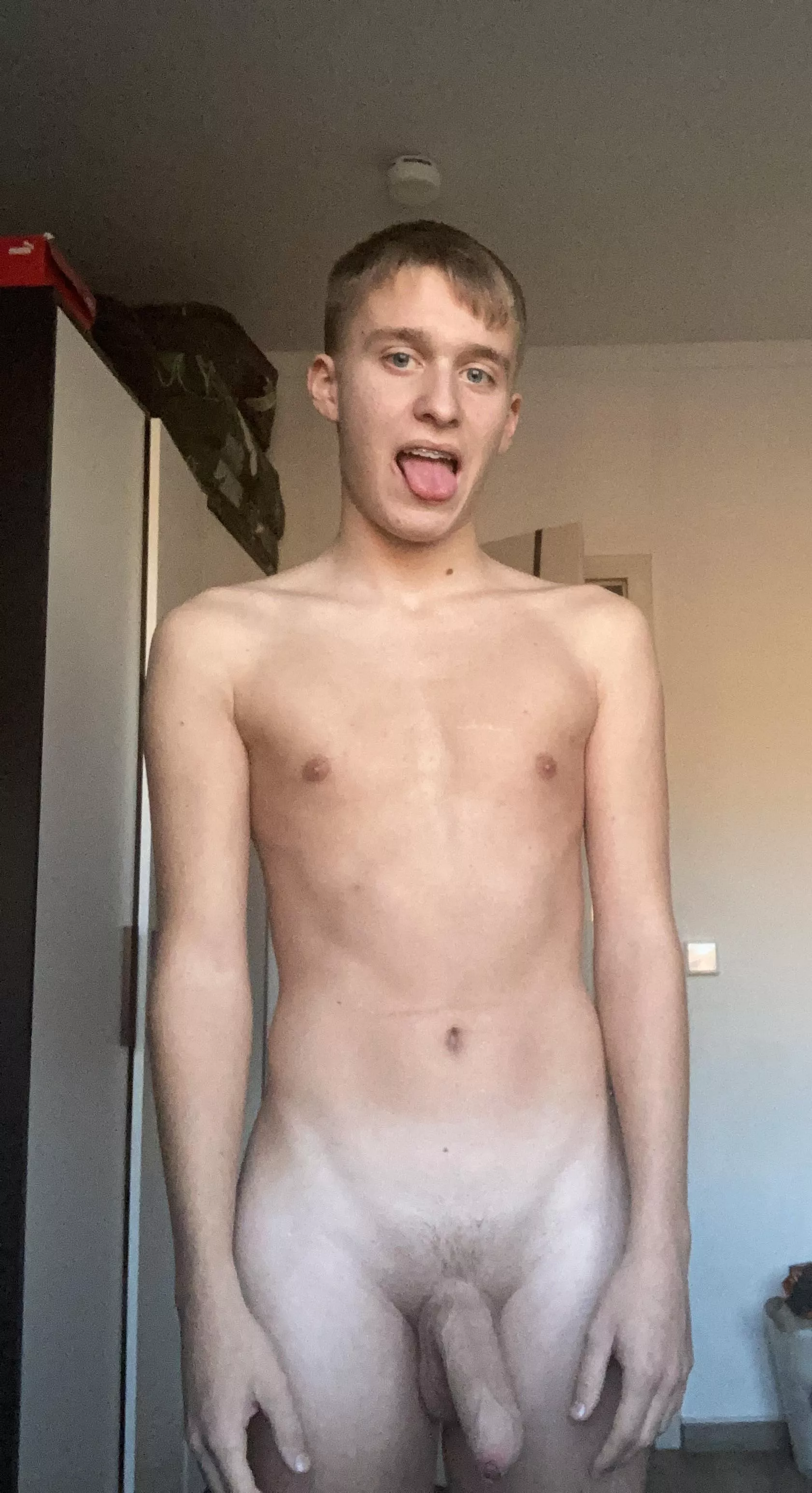 Not the best but a natural pic :)) without Filter