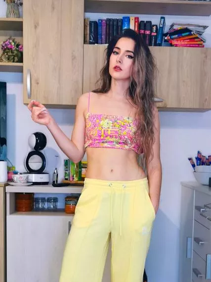 pink and yellow. yes or no?