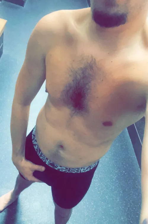 Post workout selfie. [26]. Can’t tell but had a hot guy watching me take this 😜 made so hard.