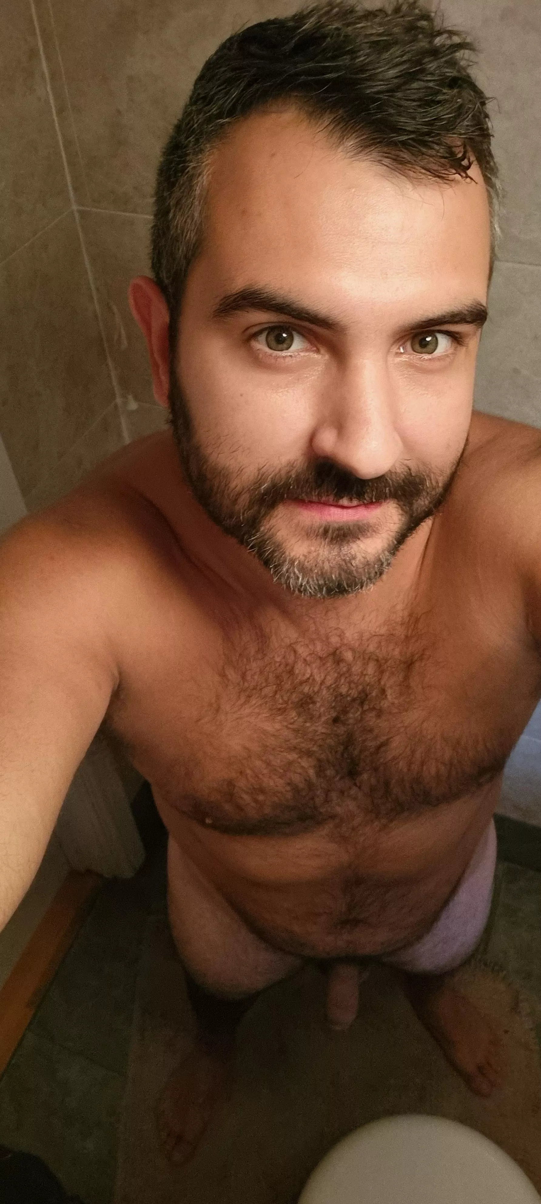 pre shower selfie [31]