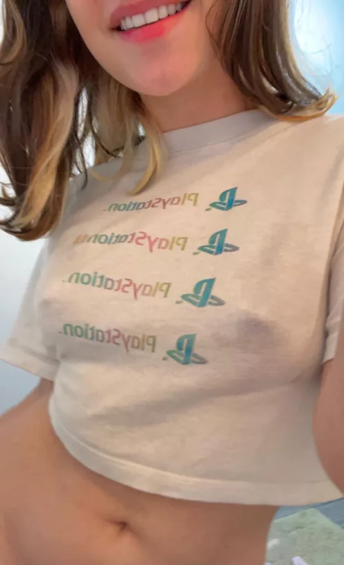 PS or XBOX? Debate now: 🤓