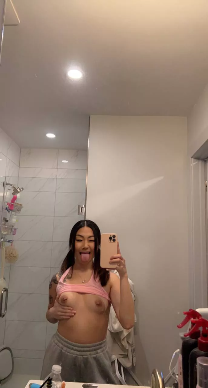 Small but sweet and suckable 😝