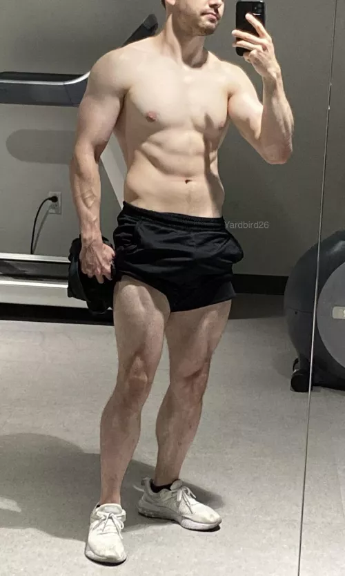 The gym is e[m]pty today