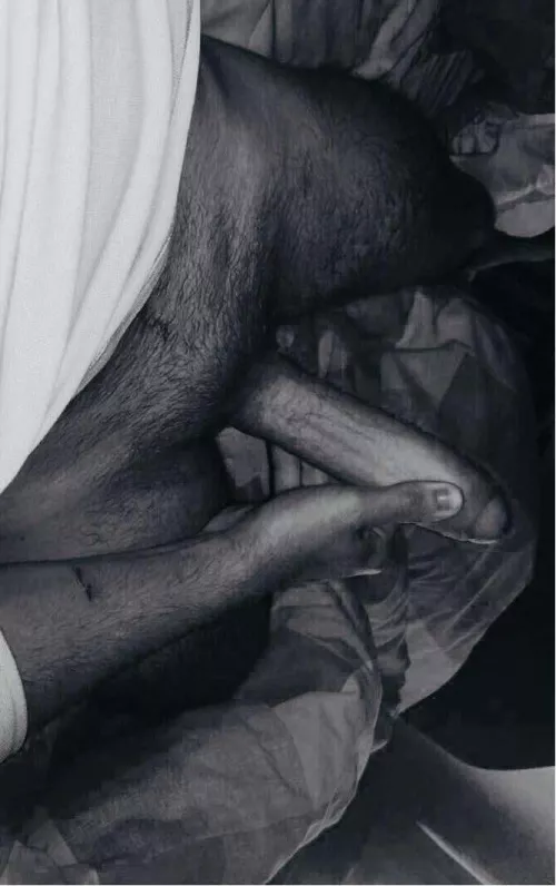 Trying to be a little artsy in B&W [23 Irish]