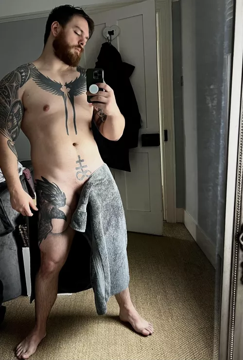 Wanna call each other and wonder around the house aimlessly as we chat shite?