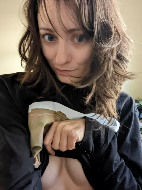 When you're sick but you still wanna show off some boob