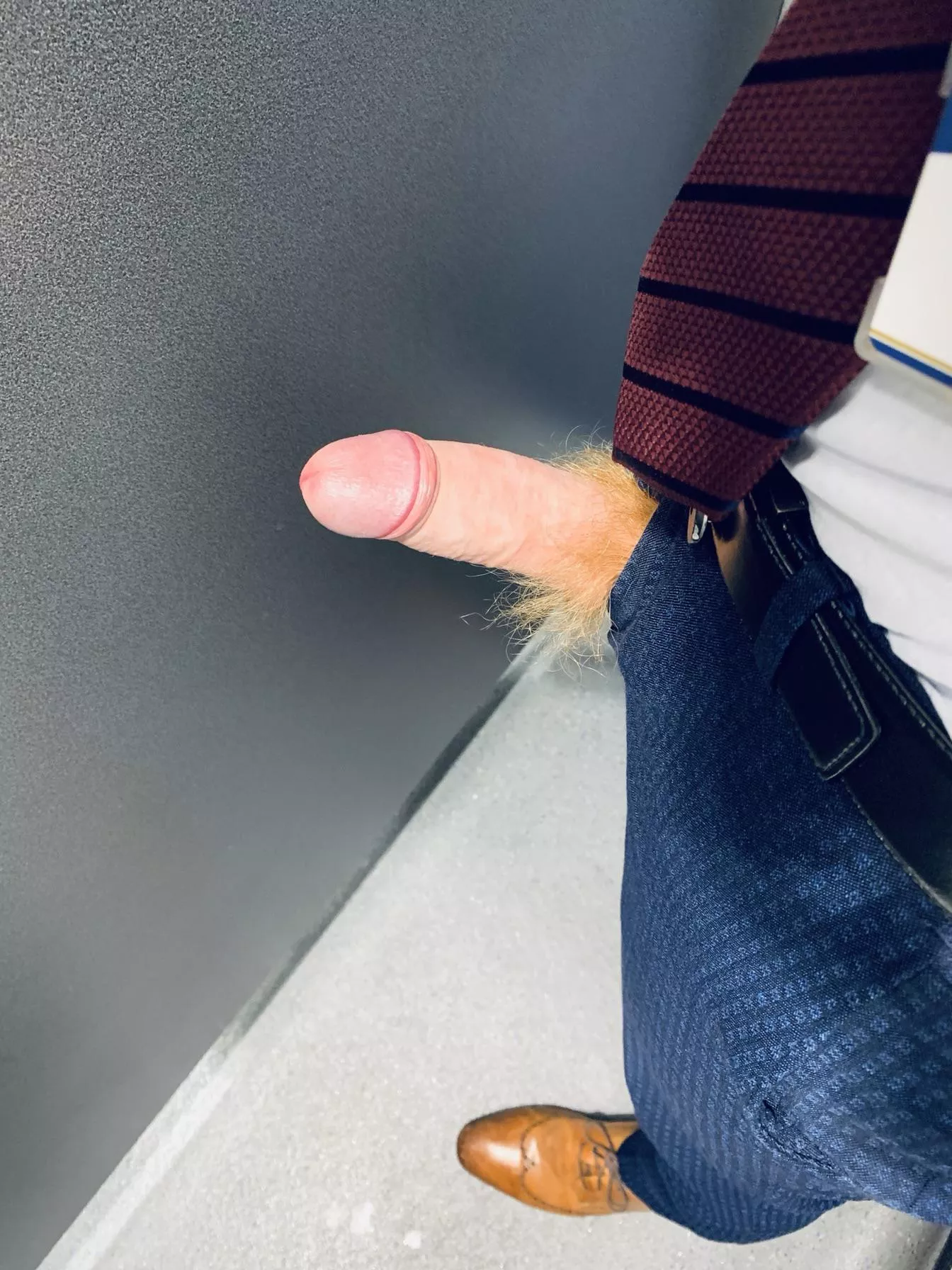 Would you welcome me at the glory hole? 👨🏻‍🦰