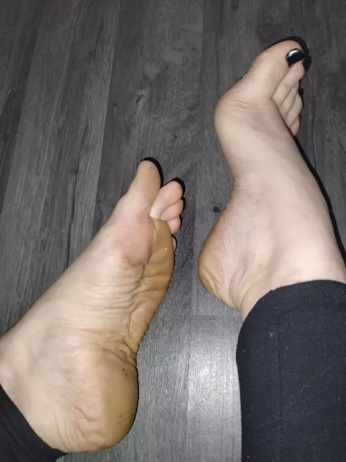 wrinkled, high arched and dirty!