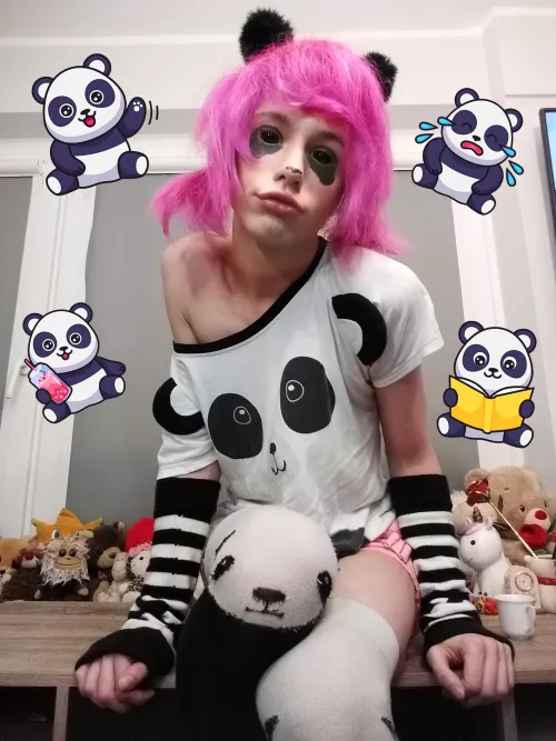 Yes, Ima craziest femboy u'll ever see 🐼