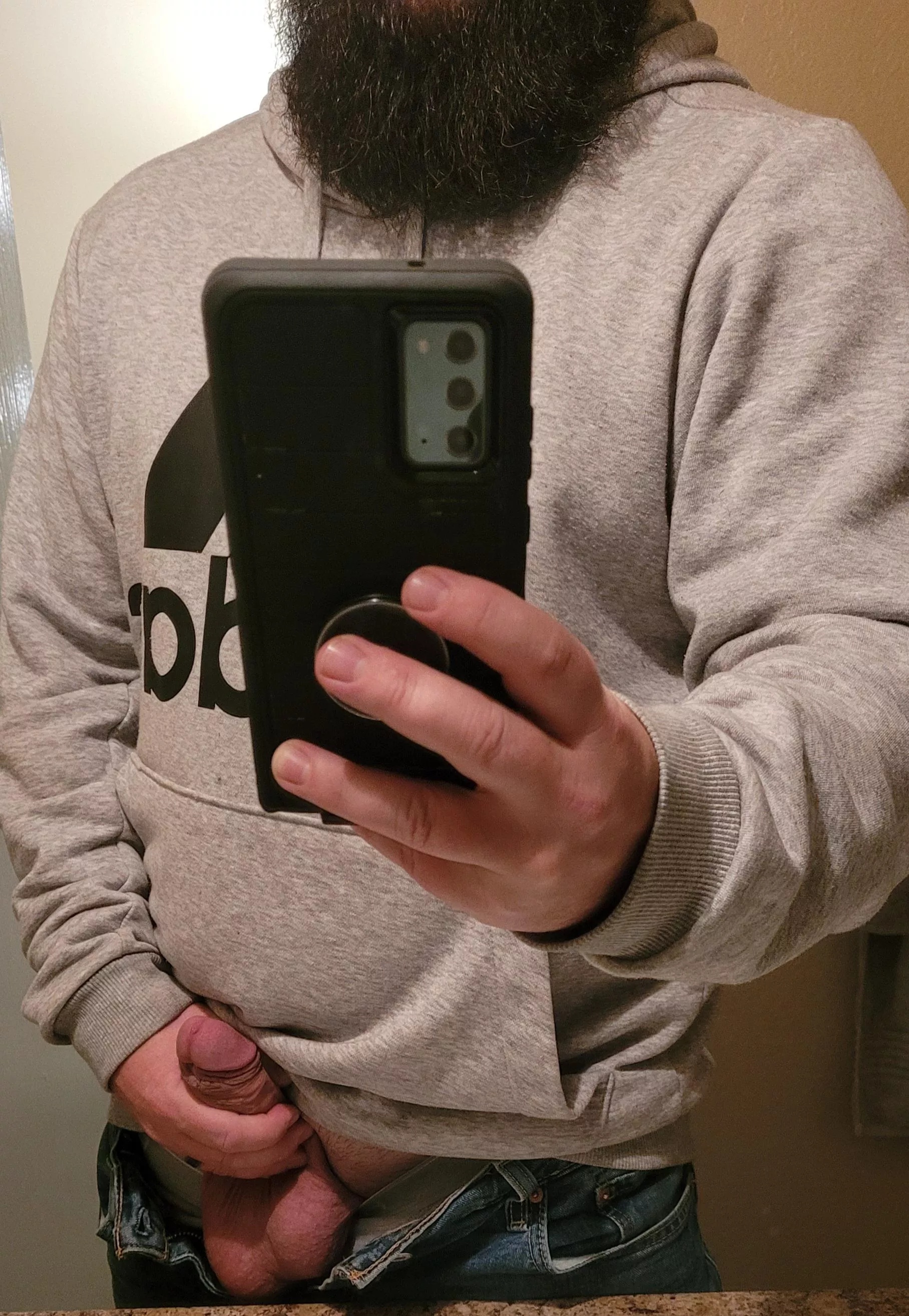 [34] Saturday dadbod