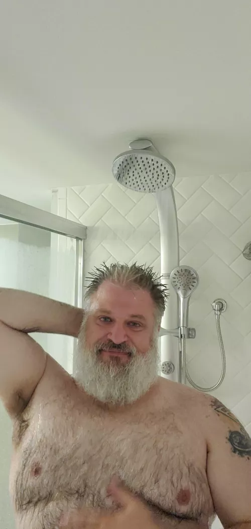 (40s) Would you scrub my back for me?