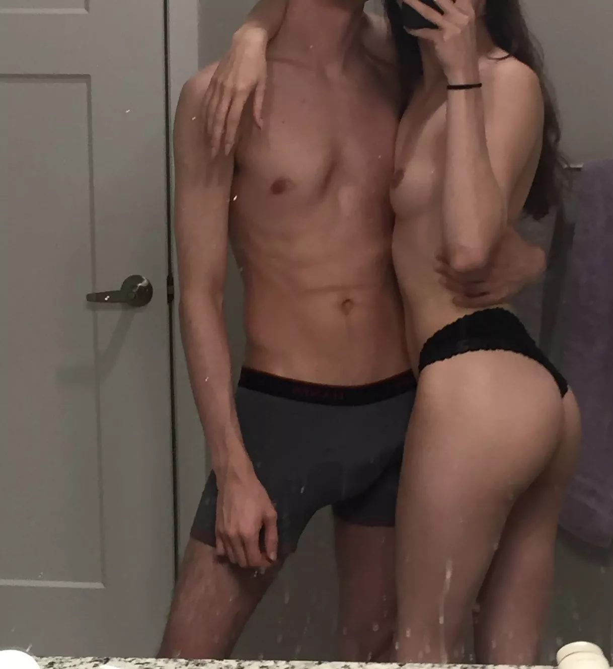 A dirty mirror for a very dirty couple [FM]