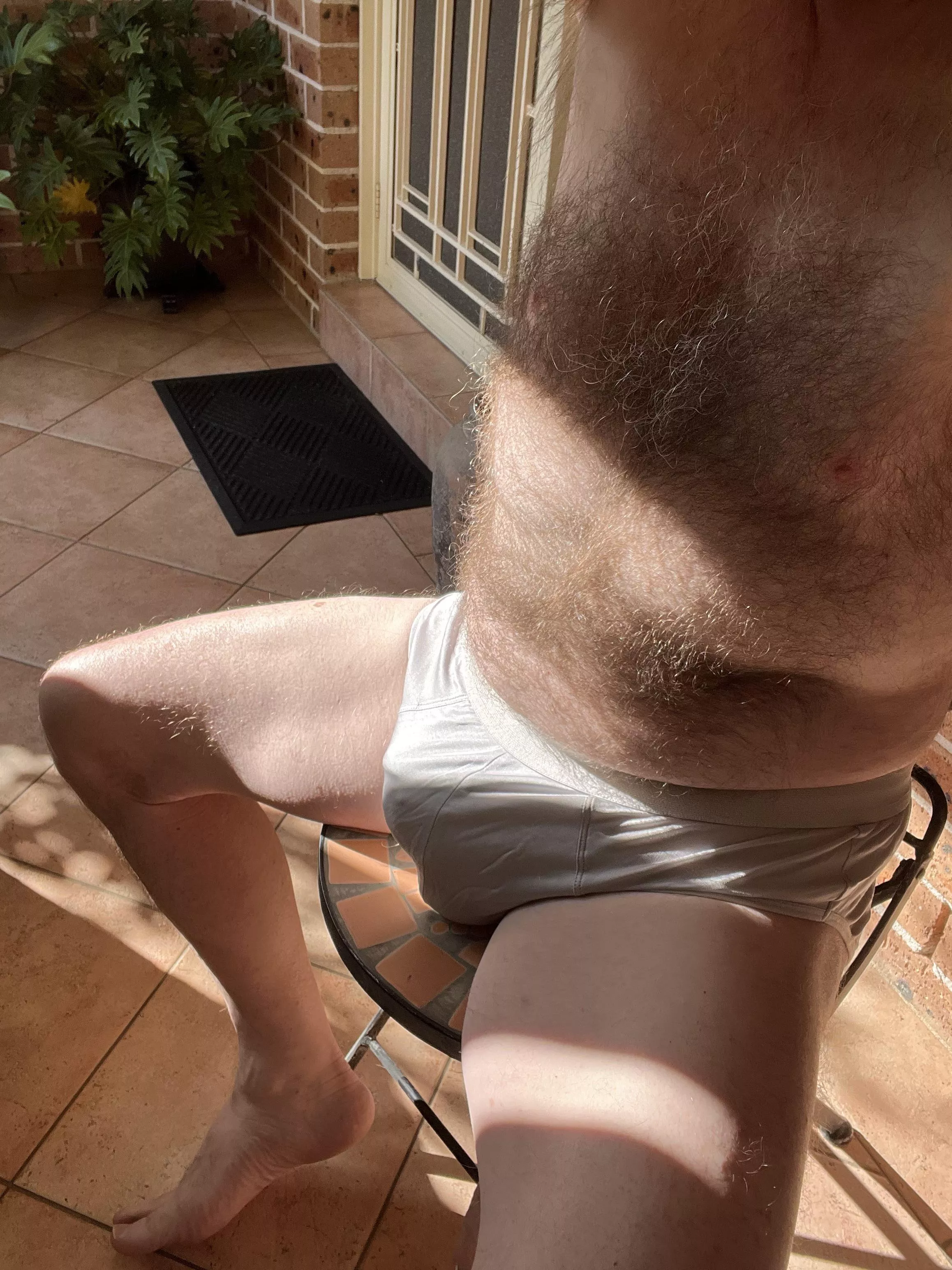 Any cubs want to share this Sunday morning on the terrace?