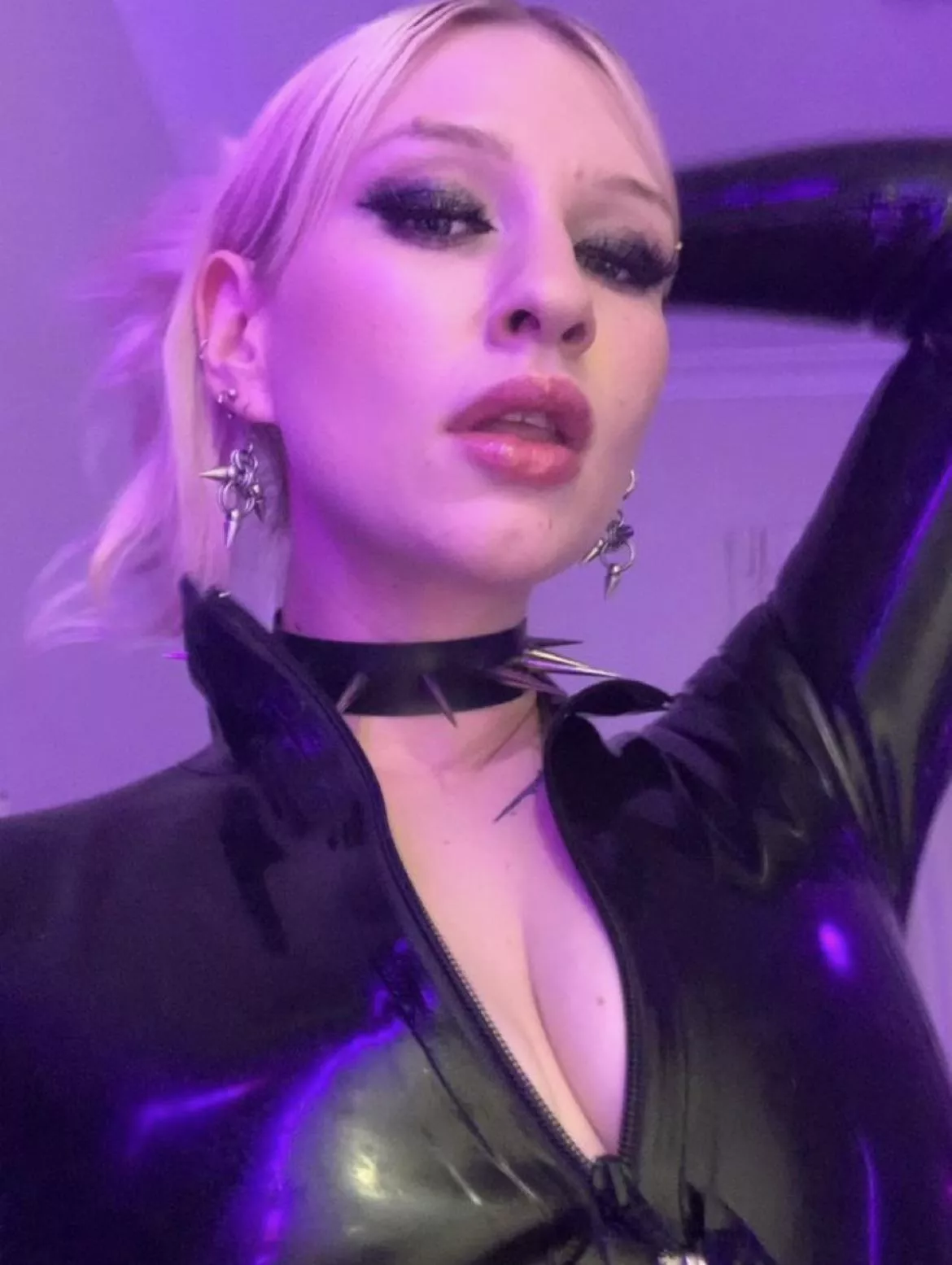 Any submissive here?