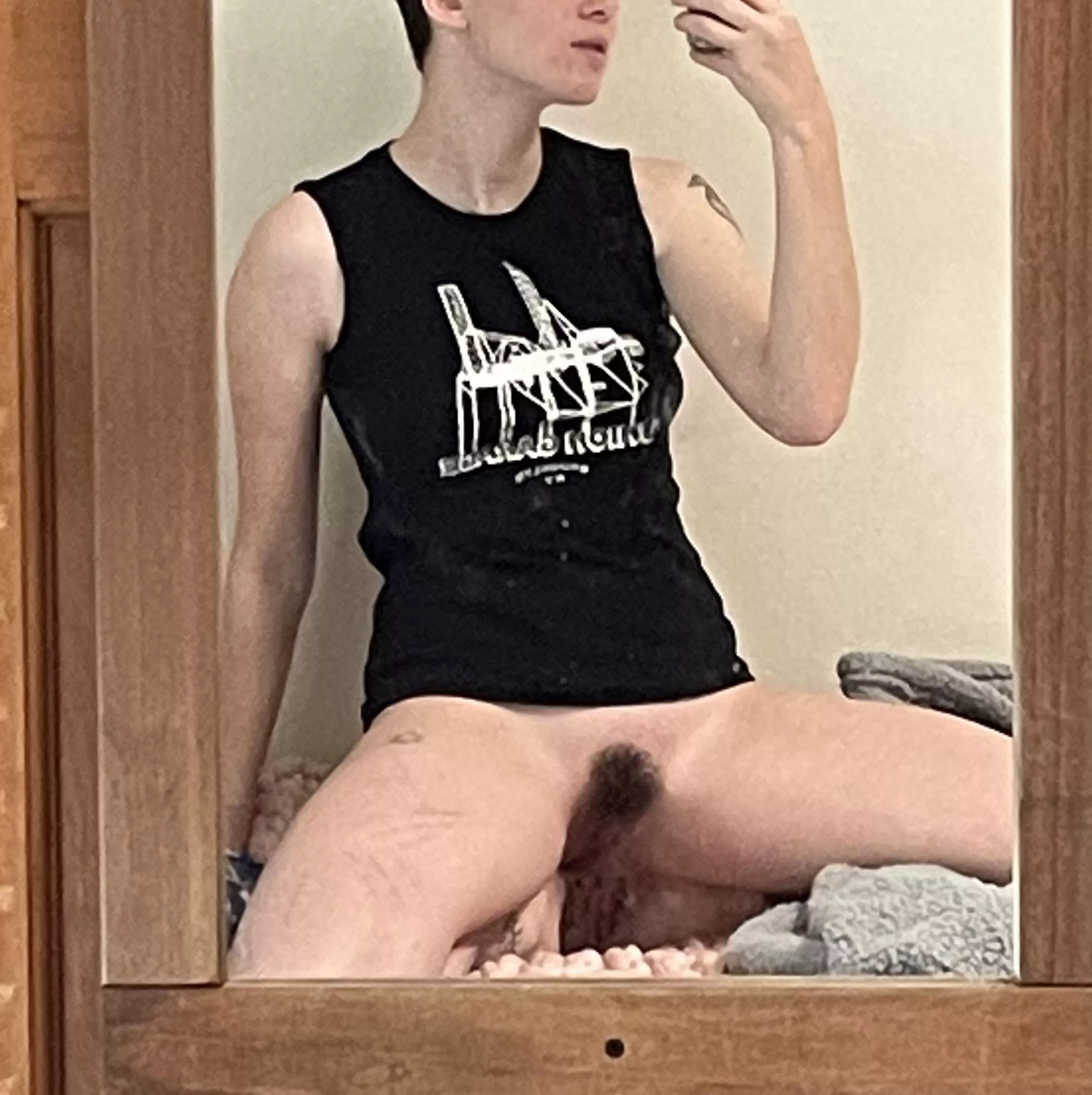 Anyone wanna help give this pussy some attention?