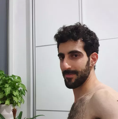 Are my beard and hair too long/messy? 🤔