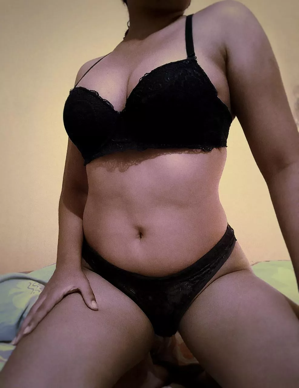 Are you looking for a mommy who will give you the love you deserve? [domme]