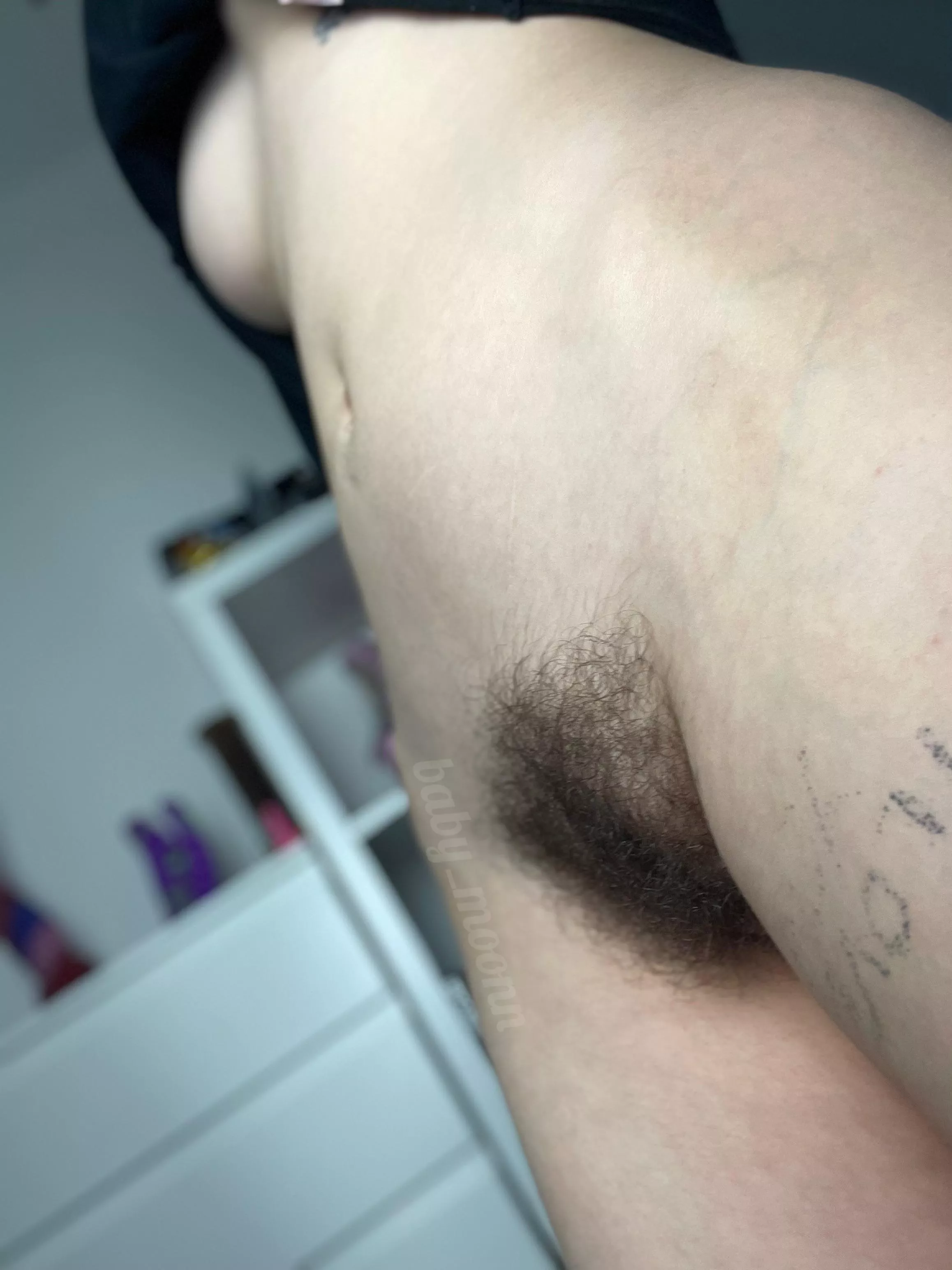 Be honest, would you give me head?