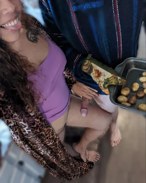 Bottomless, cooking party! 🥰