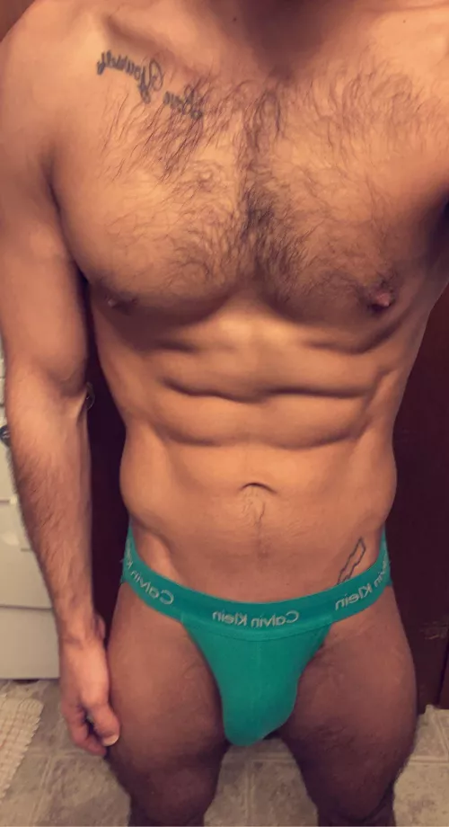 Dm me. Boring Sunday