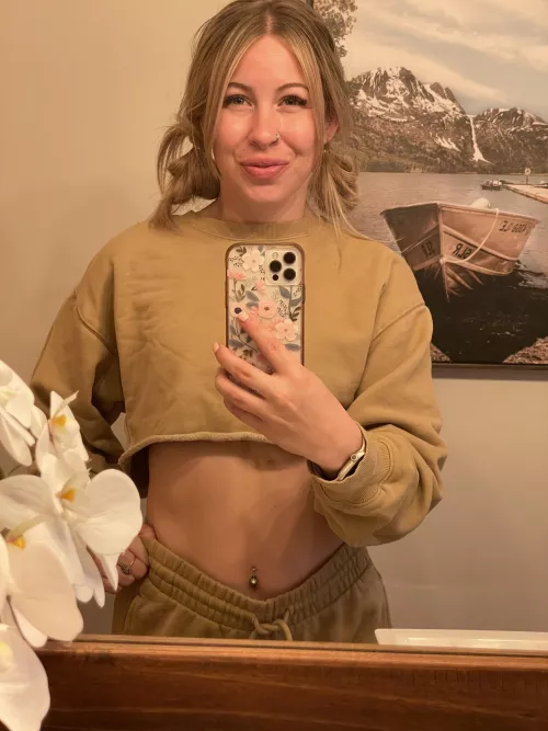 Do you like when the top matches the bottoms? :)